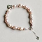Handmade freshwater pearl bracelet with silver details