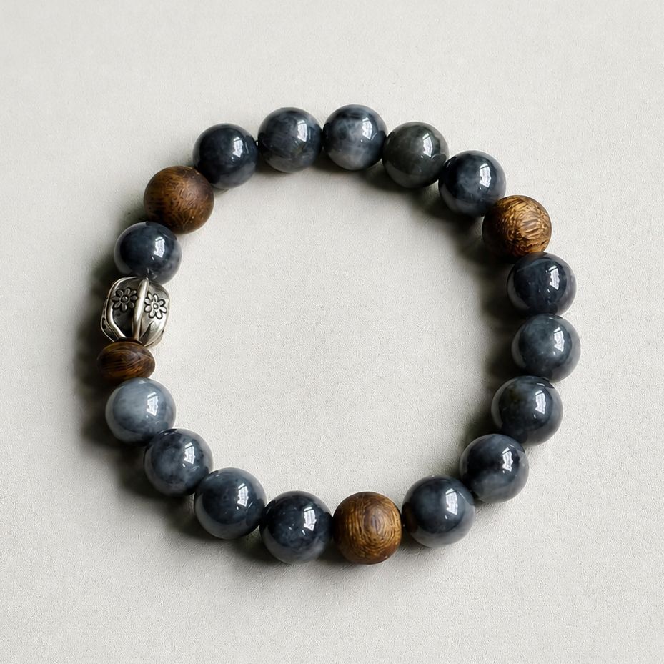 Handmade black jade bracelet with agarwood accents
