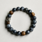 Handmade black jade bracelet with agarwood accents